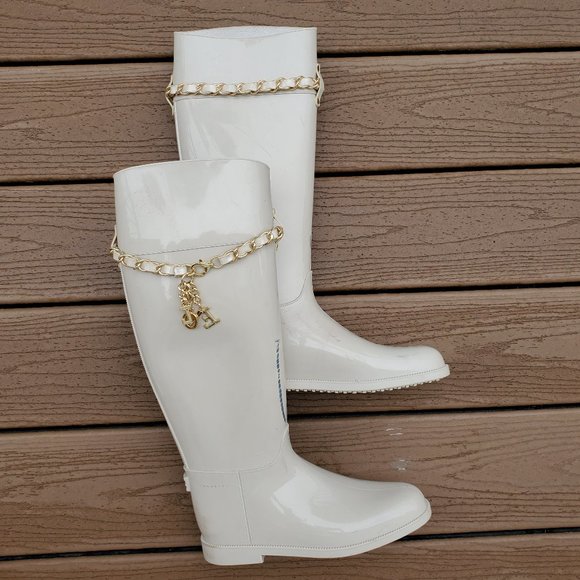 love moschino rain boots